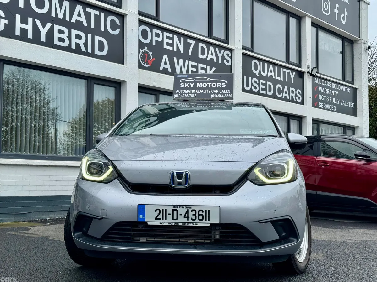 Honda Fit Hatchback, Petrol Hybrid, 2021, Silver