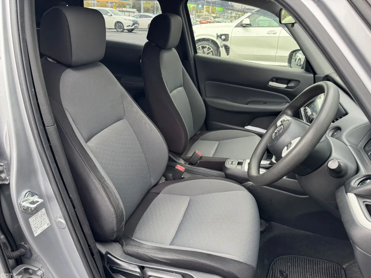 Honda Fit Hatchback, Petrol Hybrid, 2021, Silver