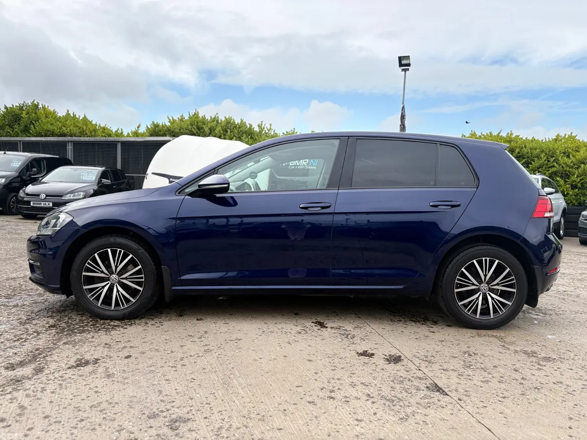 Volkswagen Golf Hatchback, Diesel, 2018, Blue