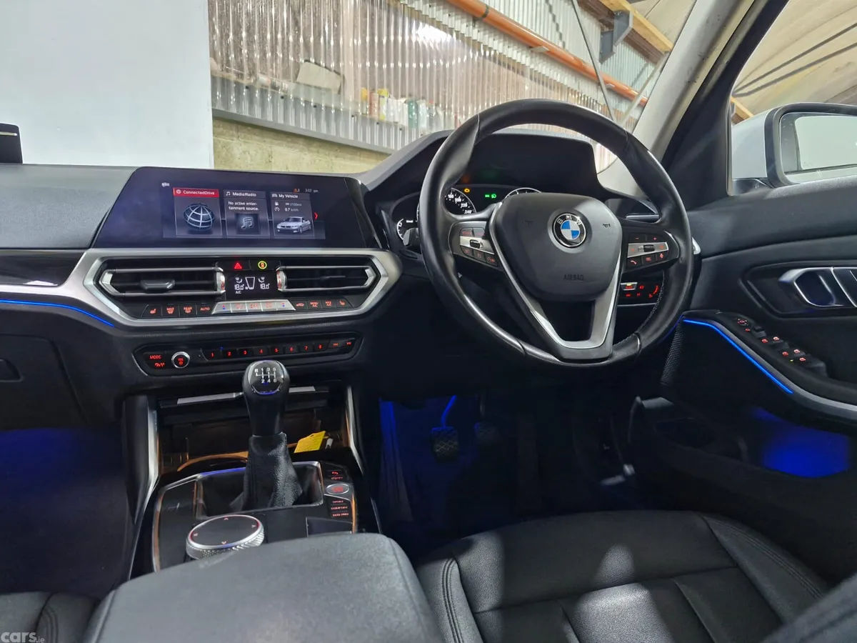 BMW 3-Series Saloon, Diesel, 2019, Grey
