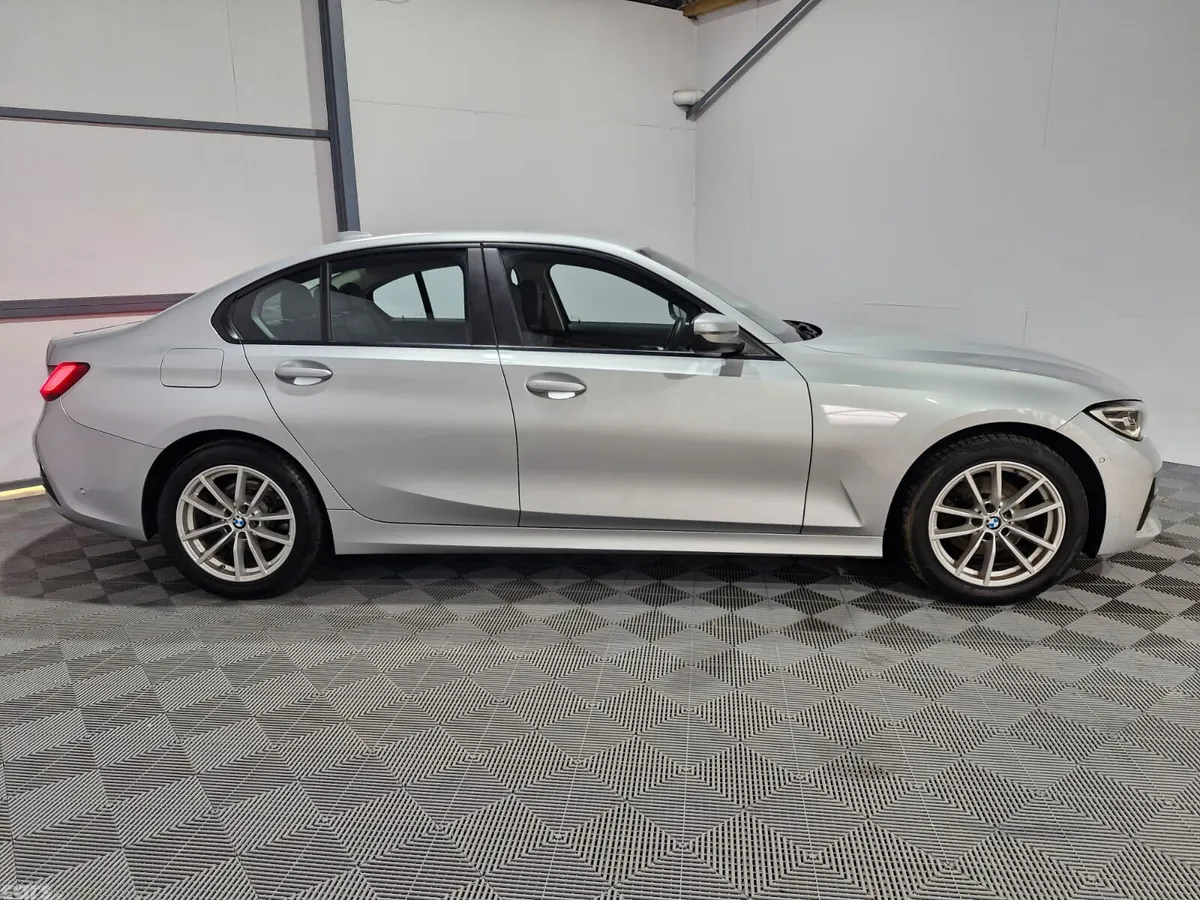 BMW 3-Series Saloon, Diesel, 2019, Grey