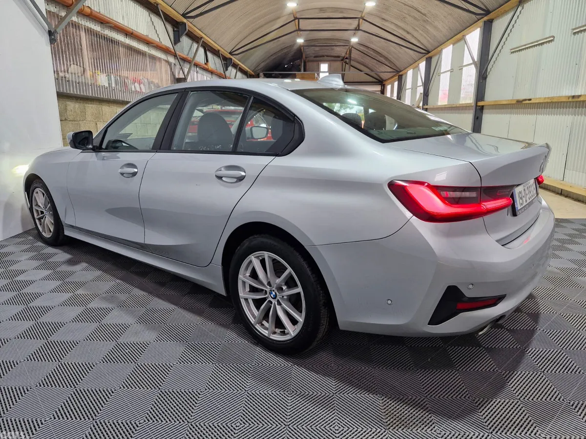 BMW 3-Series Saloon, Diesel, 2019, Grey