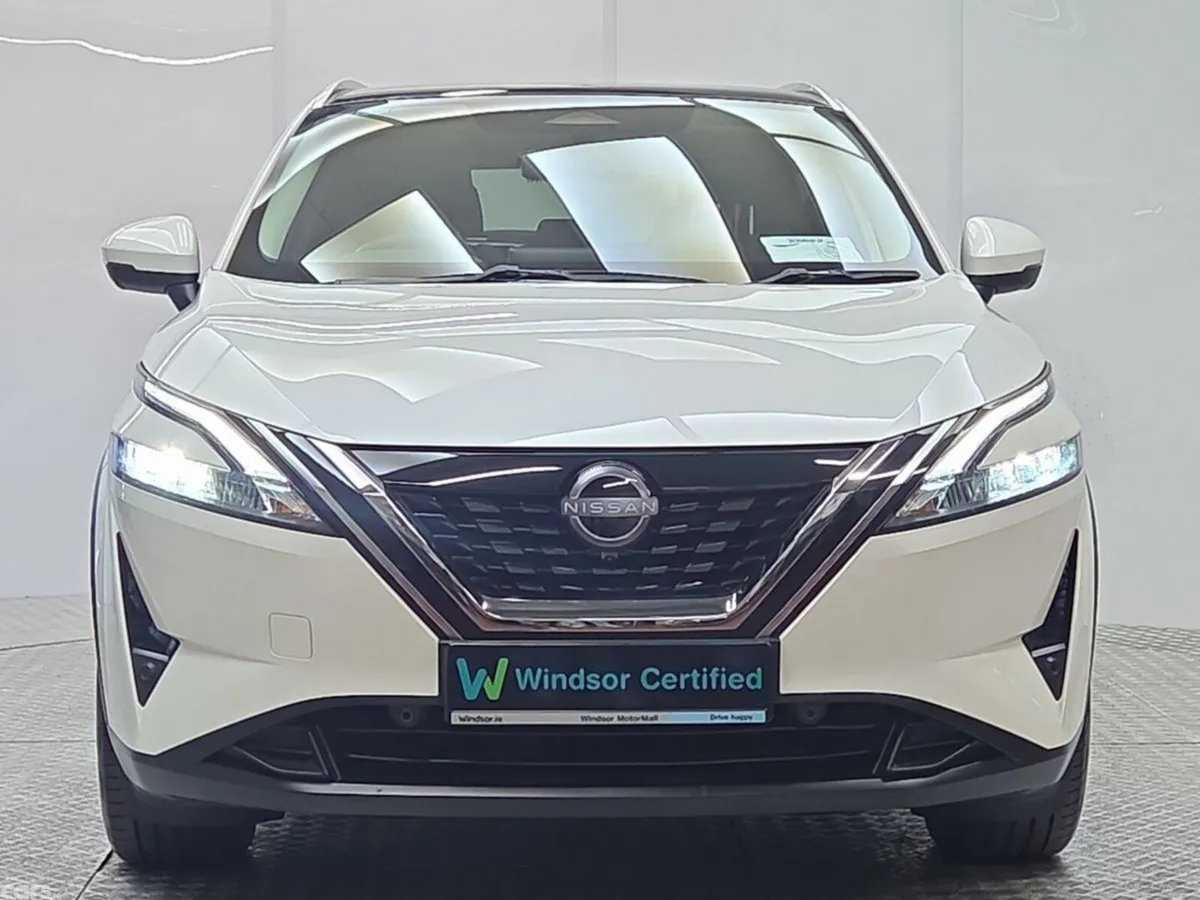 Nissan Qashqai MPV, Petrol, 2024, White