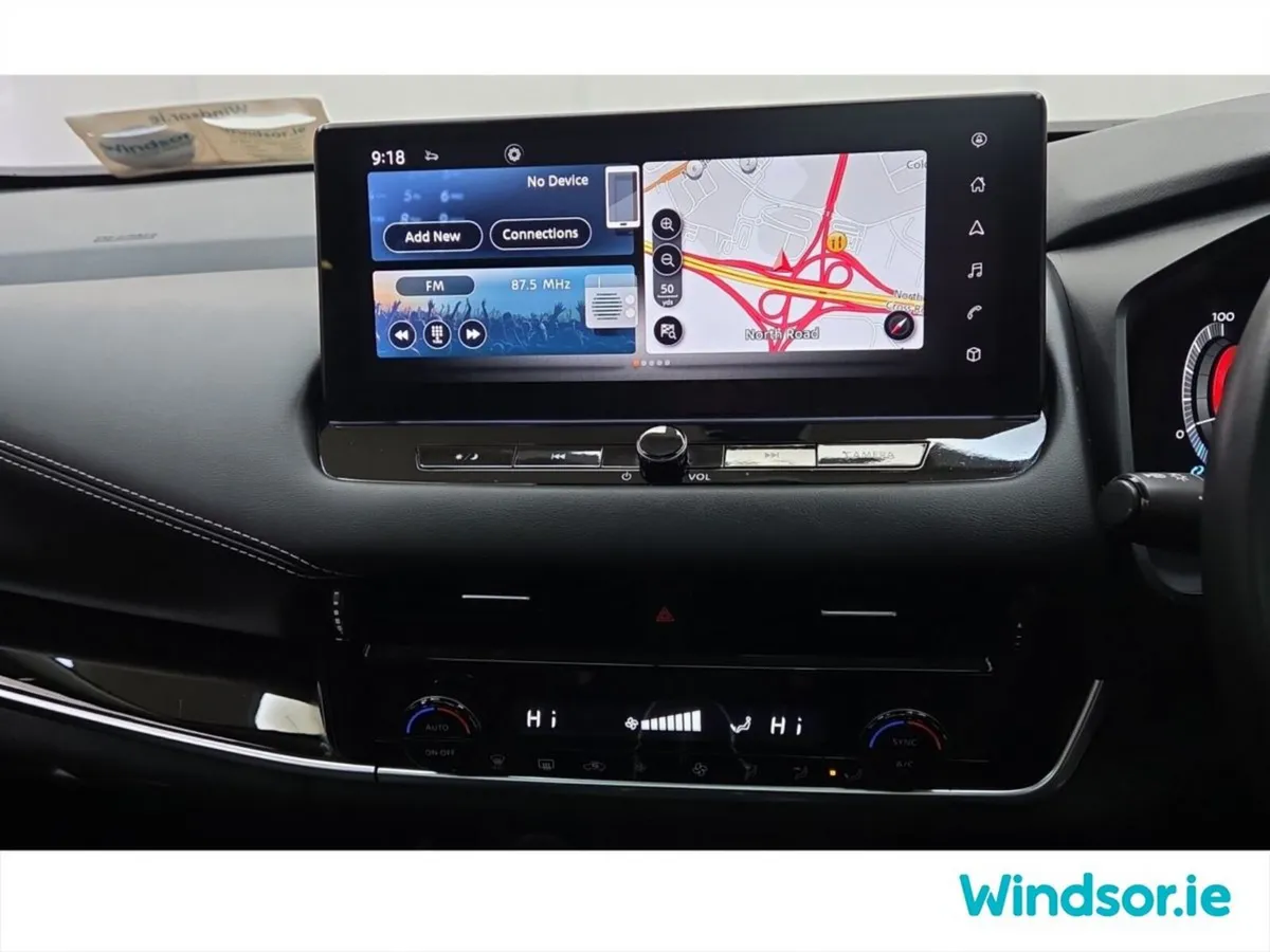Nissan Qashqai MPV, Petrol Hybrid, 2023, White