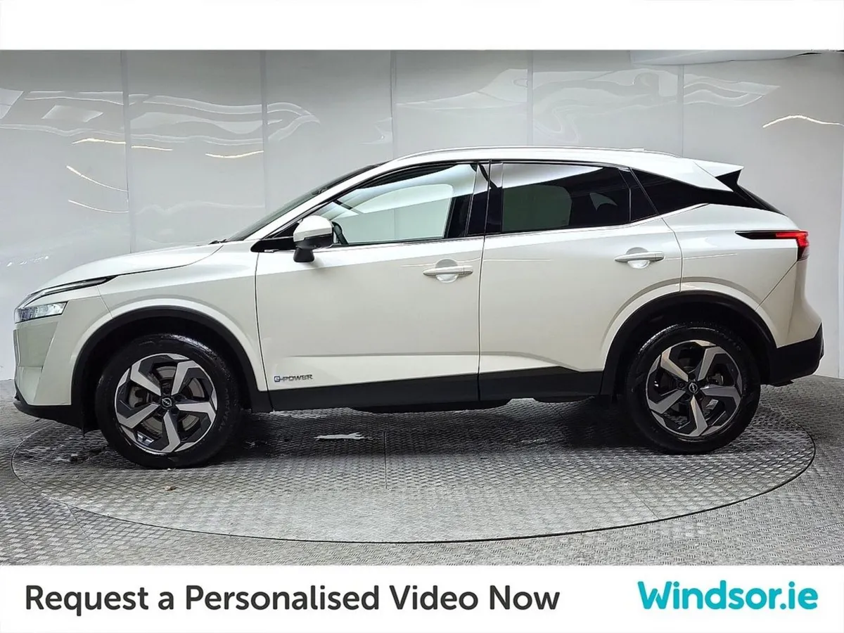 Nissan Qashqai MPV, Petrol Hybrid, 2024, White