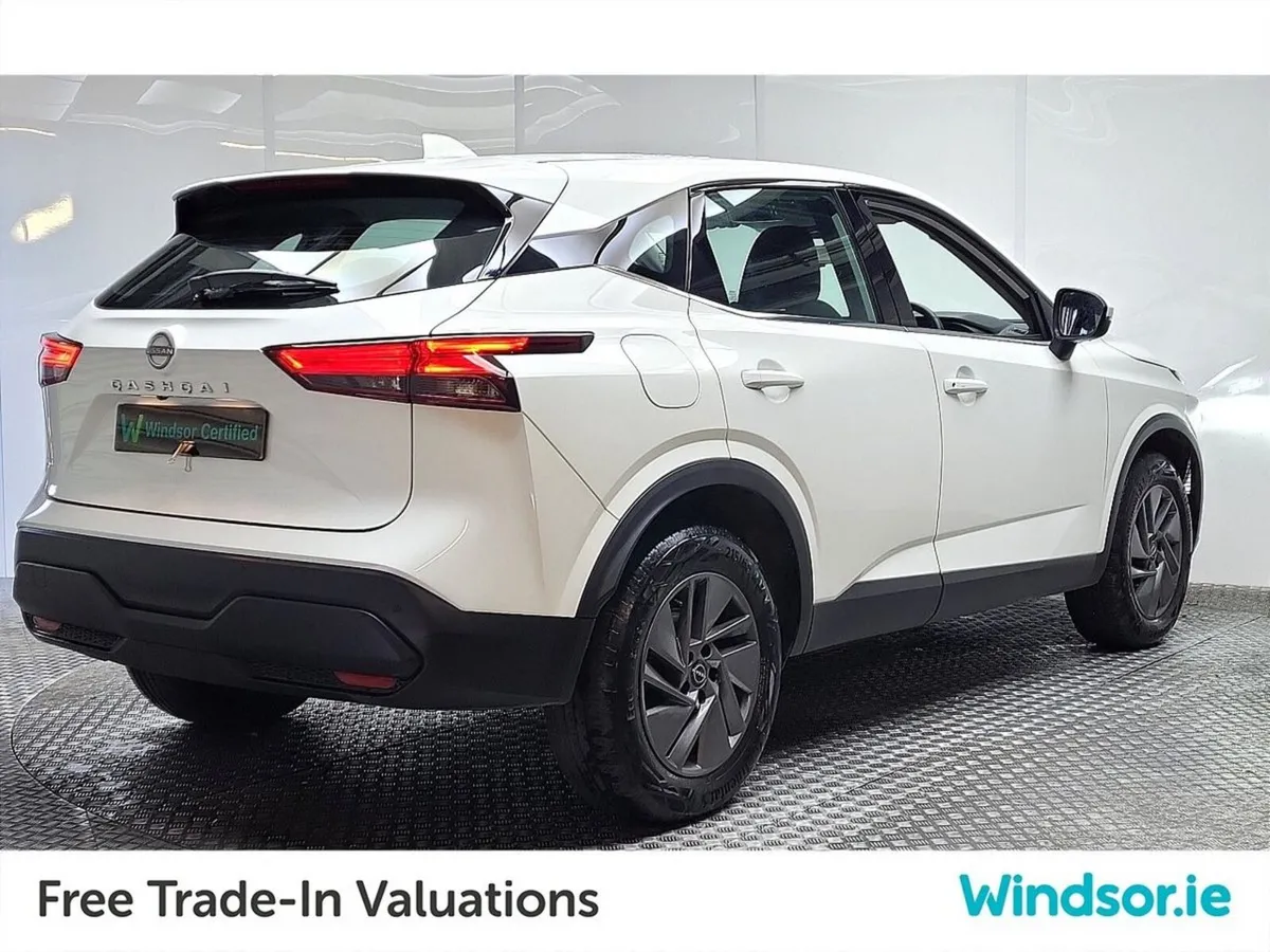 Nissan Qashqai MPV, Petrol, 2024, White