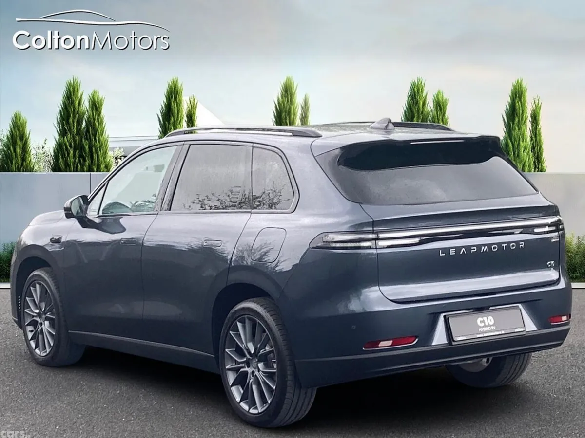 Leapmotor C10 SUV, Petrol Plug-in Hybrid, 2026, Grey