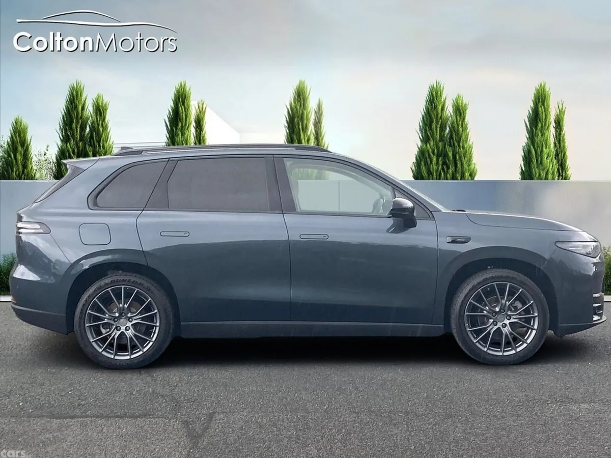 Leapmotor C10 SUV, Petrol Plug-in Hybrid, 2026, Grey