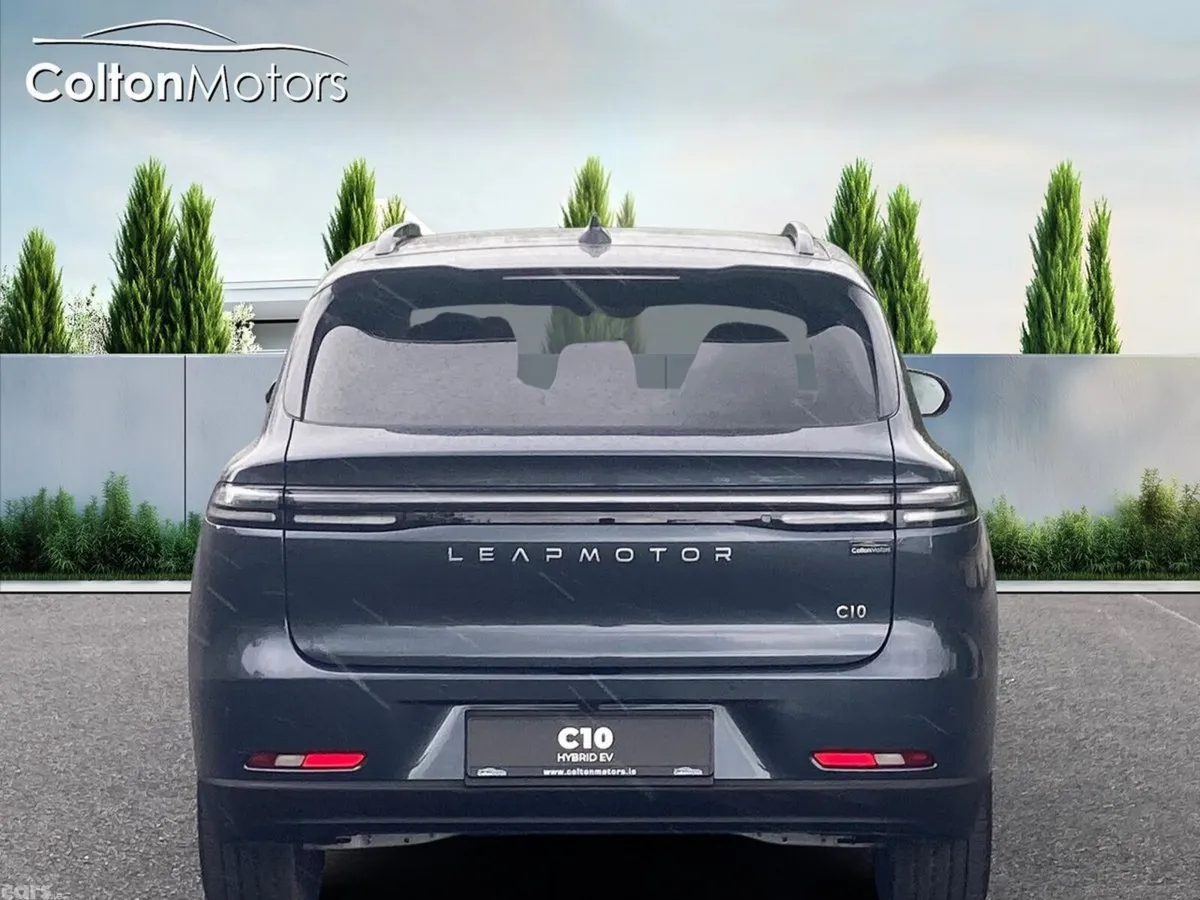 Leapmotor C10 SUV, Petrol Plug-in Hybrid, 2026, Grey