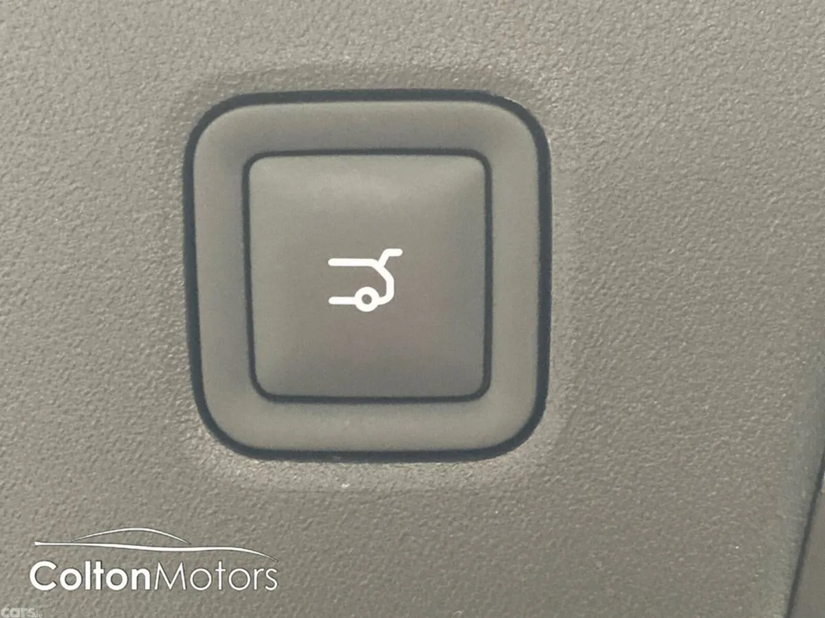 Leapmotor C10 SUV, Petrol Plug-in Hybrid, 2026, Grey
