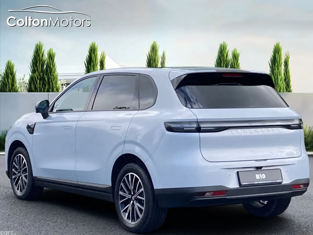 Leapmotor B10 SUV, Electric, 2026, Blue
