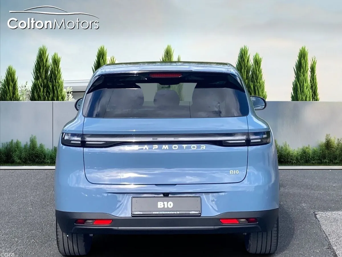 Leapmotor B10 SUV, Electric, 2026, Blue