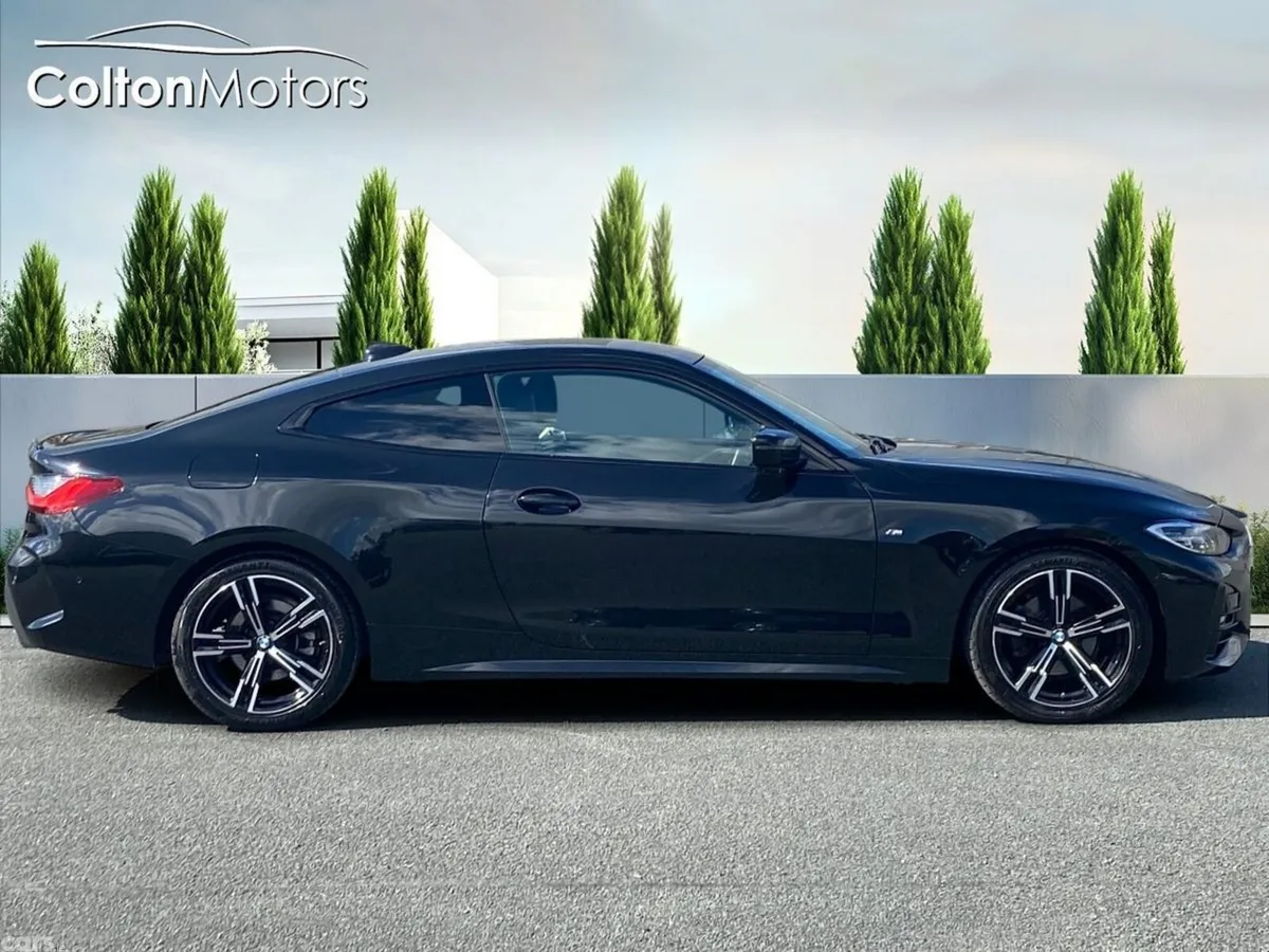 BMW 4-Series Coupe, Diesel, 2023, Black