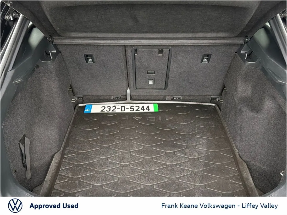 Volkswagen ID.4 SUV, Electric, 2023, Black
