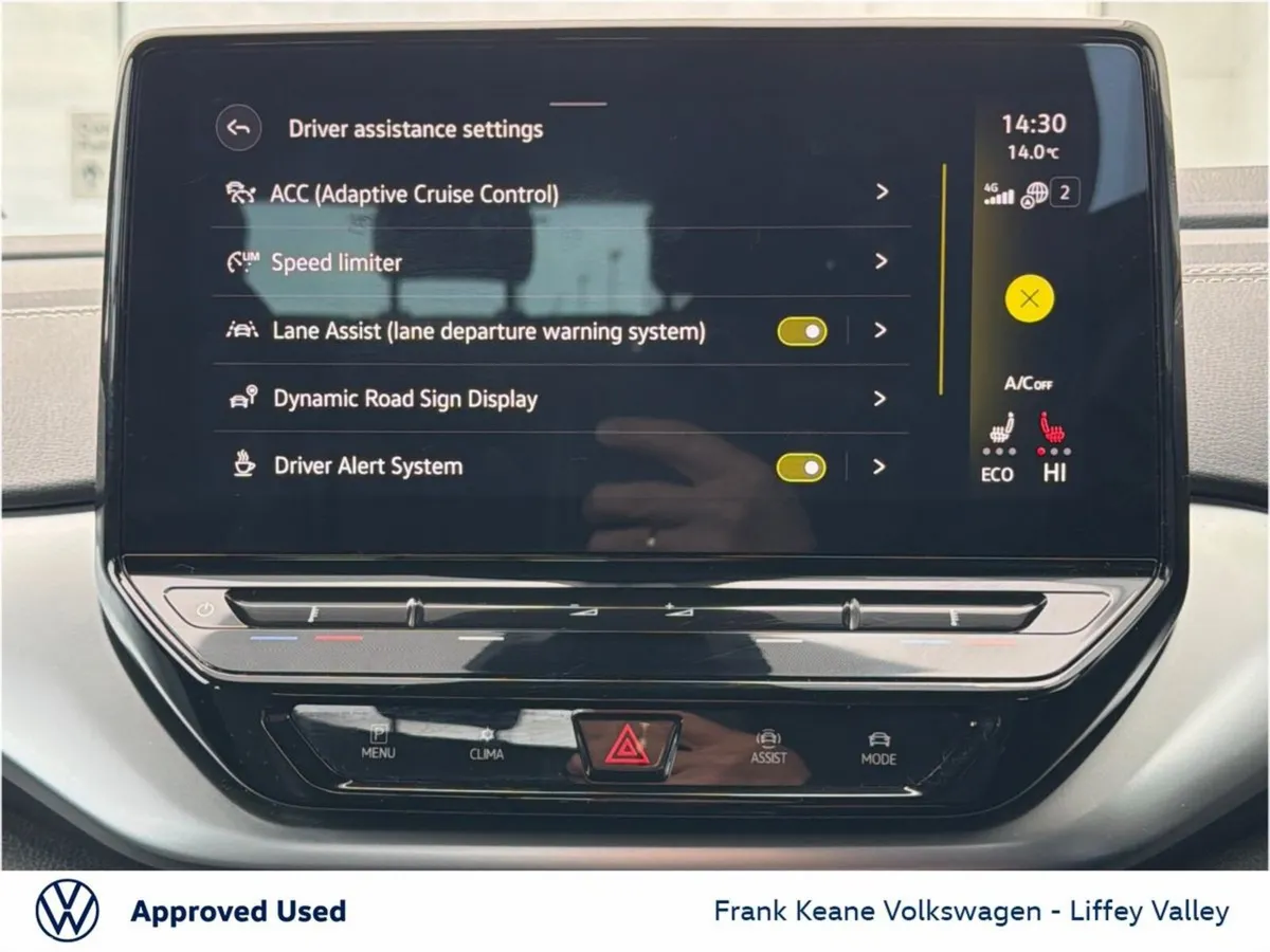 Volkswagen ID.4 SUV, Electric, 2023, Black