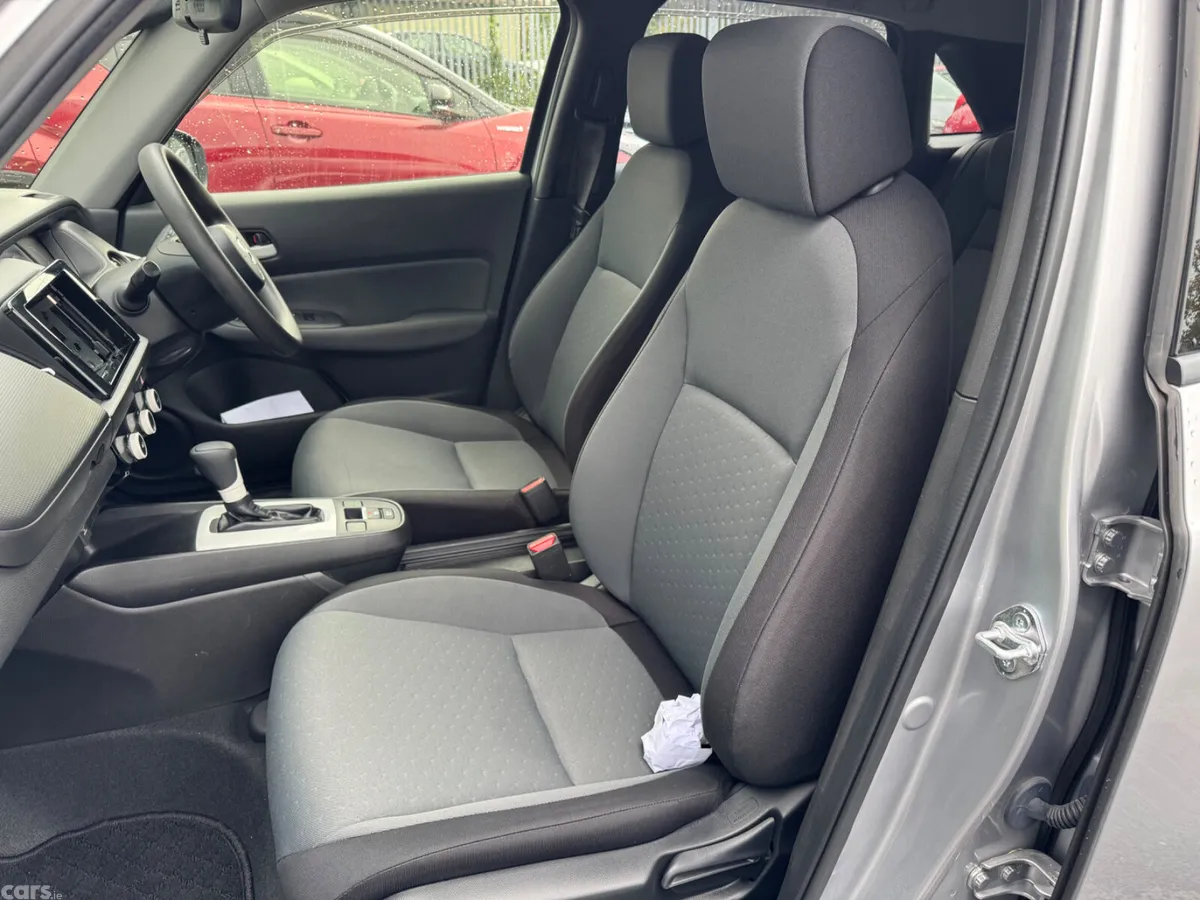 Honda Fit Hatchback, Petrol Hybrid, 2020, Silver