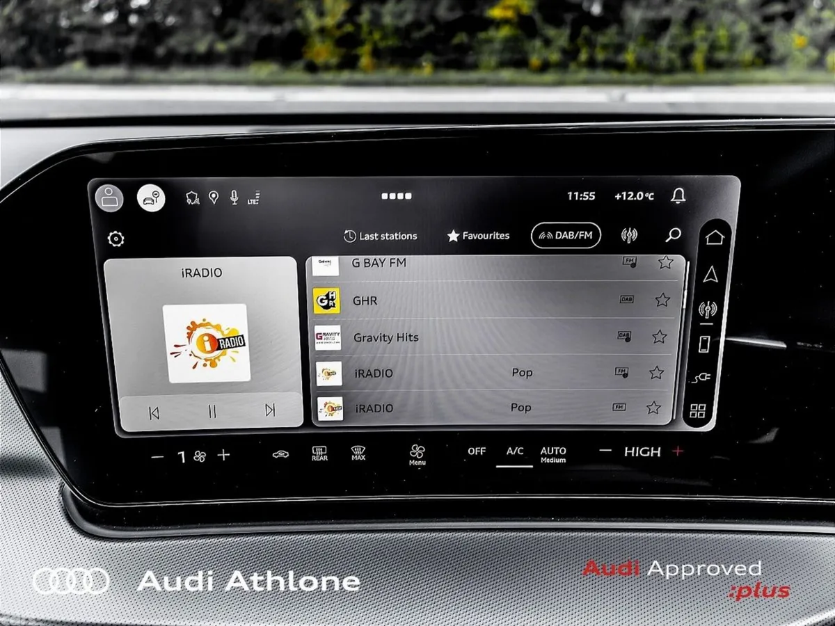 Audi Q3 SUV, Petrol Plug-in Hybrid, 2026, Green