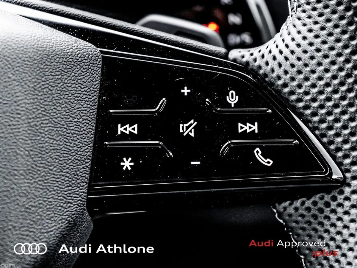 Audi Q3 SUV, Petrol Plug-in Hybrid, 2026, Green
