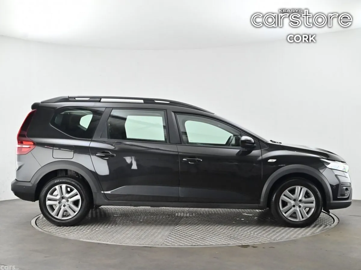 Dacia Jogger MPV, Petrol, 2023, Black