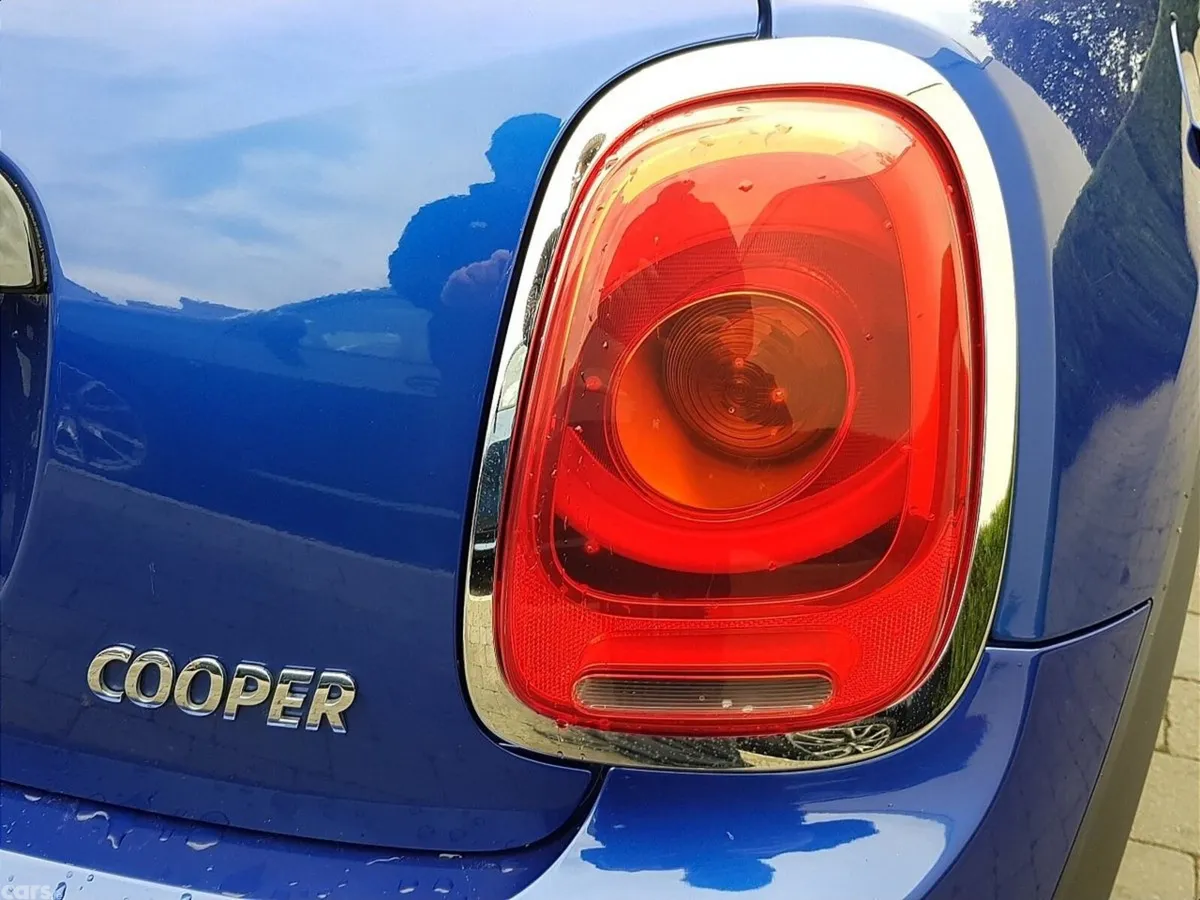 Mini Cooper Hatchback, Petrol, 2019, Blue
