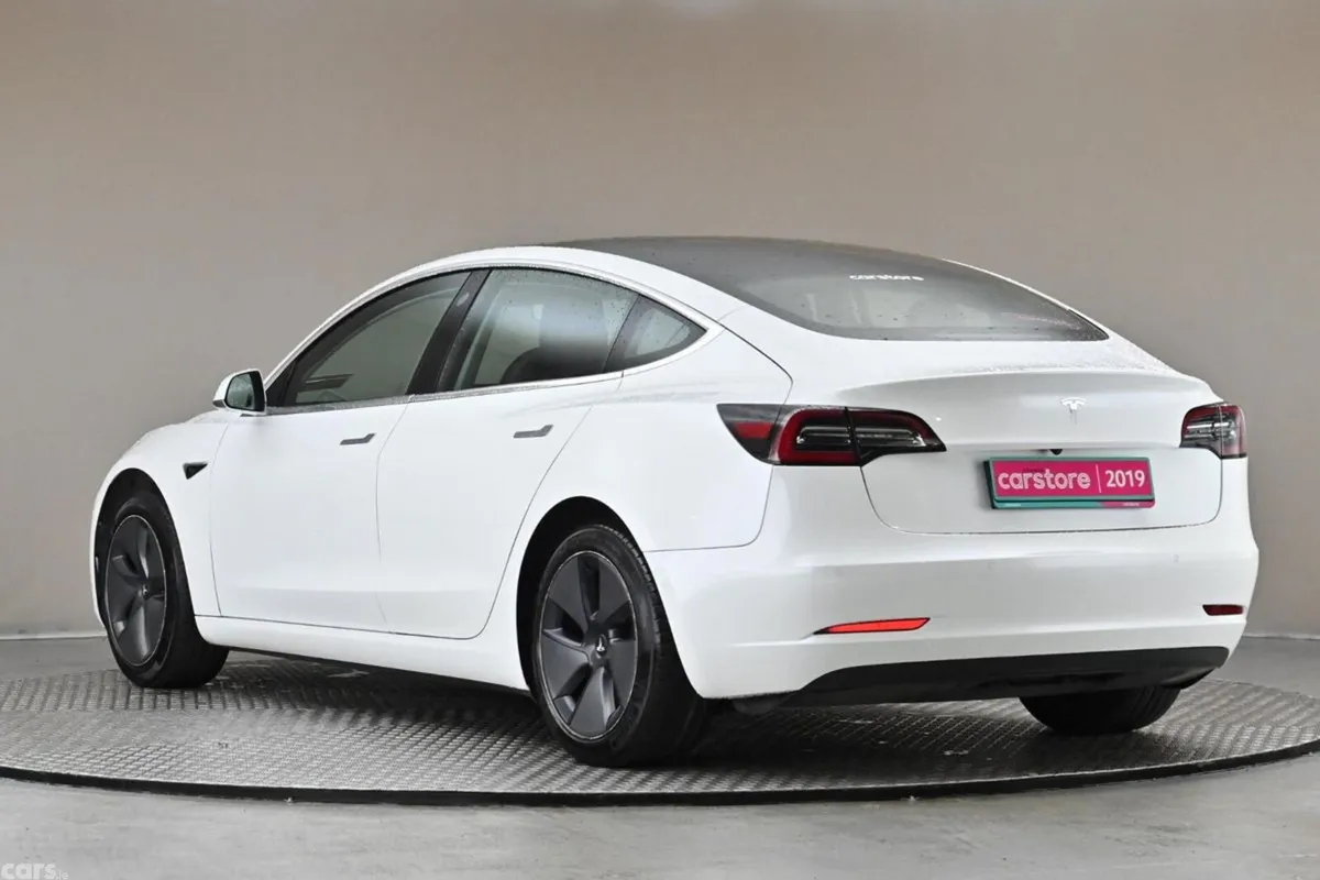 Tesla Model 3 Saloon, Electric, 2019, White