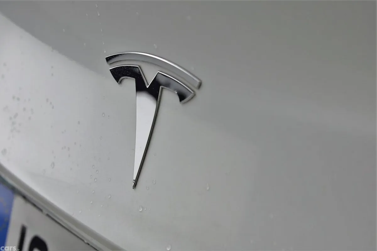Tesla Model 3 Saloon, Electric, 2019, White
