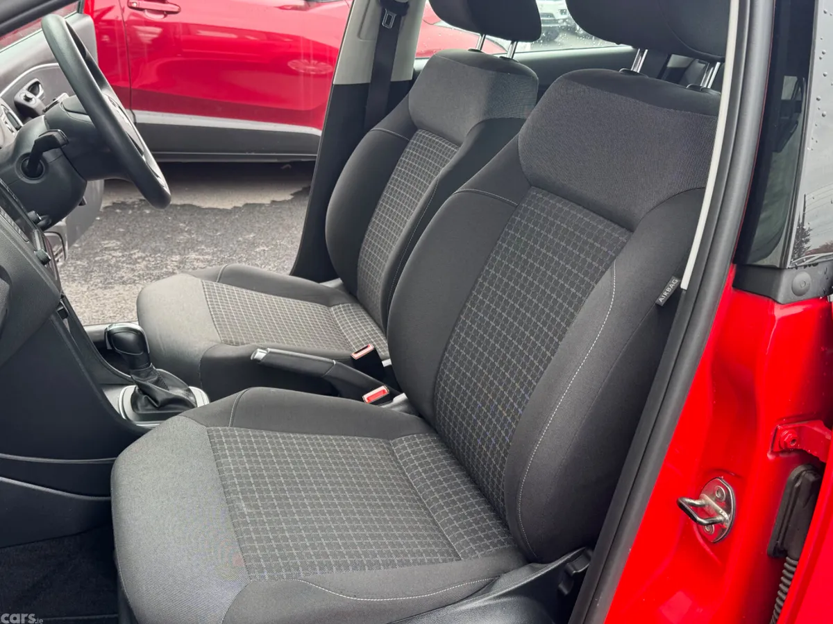 Volkswagen Polo Hatchback, Petrol, 2016, Red