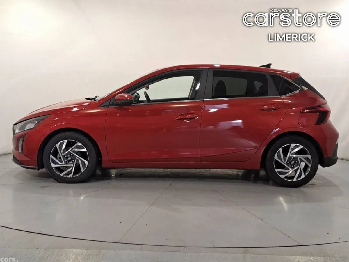 Hyundai i20 Hatchback, Petrol, 2024, Red