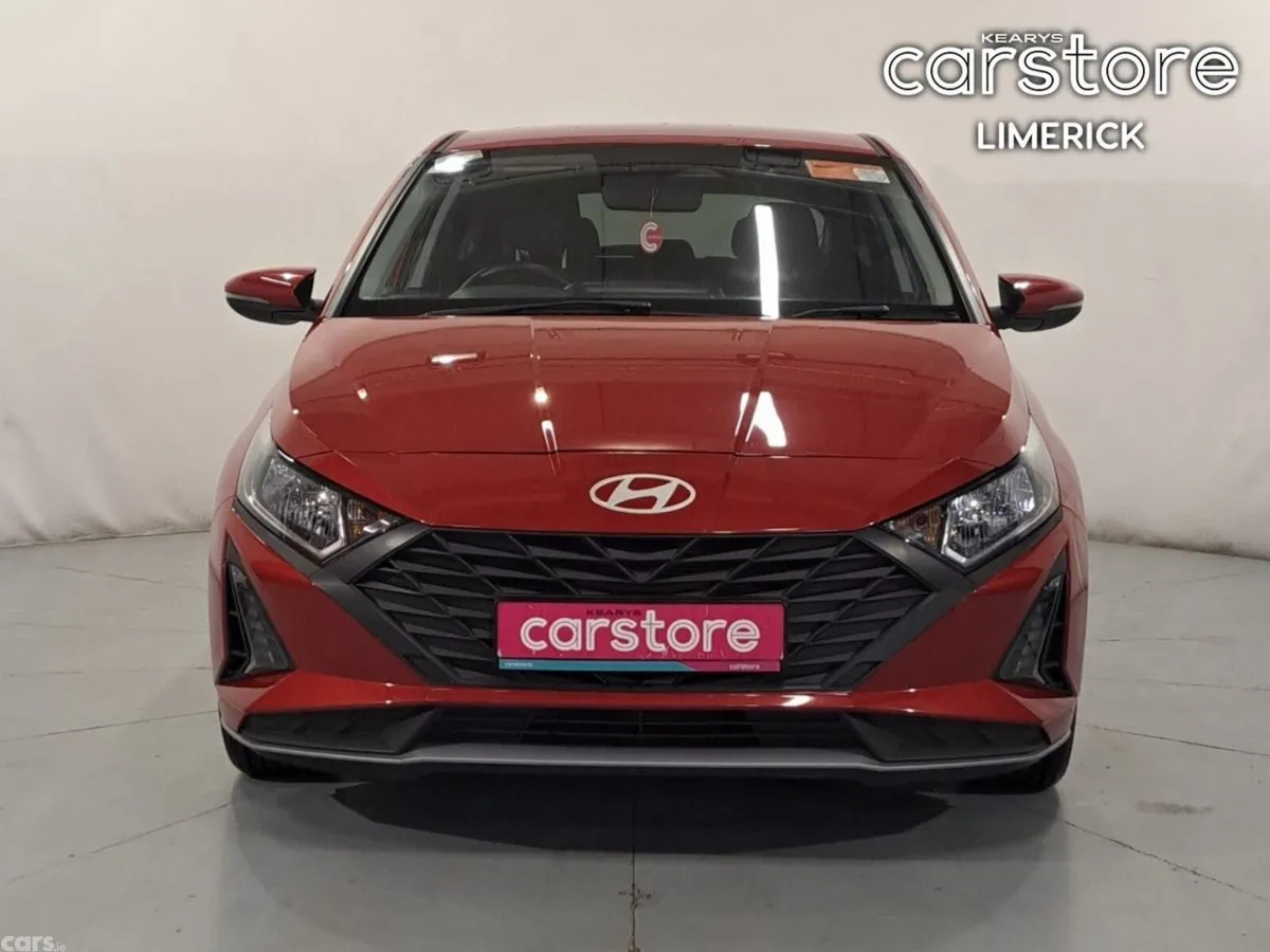 Hyundai i20 Hatchback, Petrol, 2024, Red