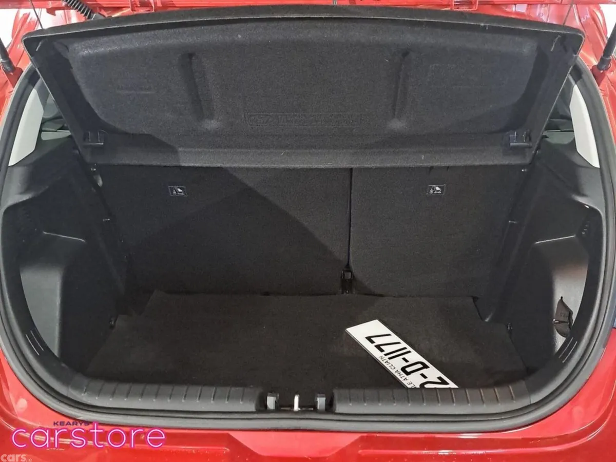 Hyundai i20 Hatchback, Petrol, 2024, Red