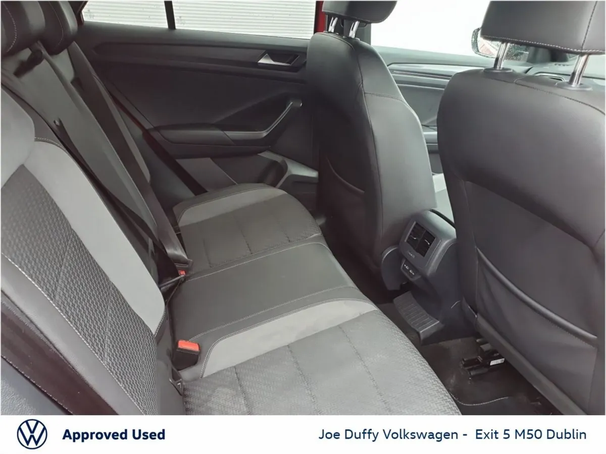 Volkswagen T-Roc SUV, Petrol, 2021, Red