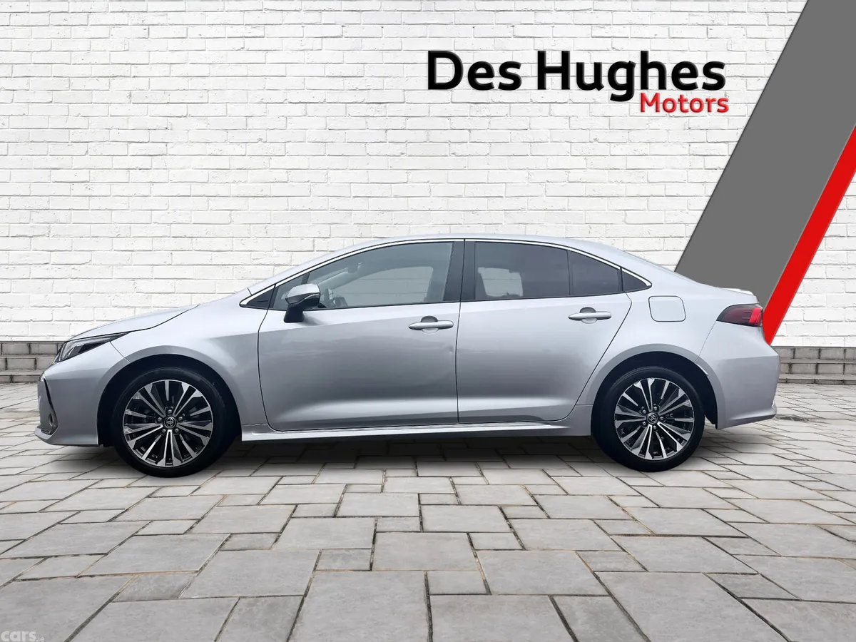 Toyota Corolla Saloon, Petrol Hybrid, 2025, Silver
