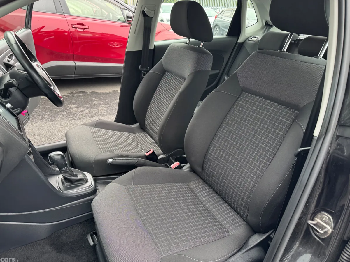 Volkswagen Polo Hatchback, Petrol, 2016, Black
