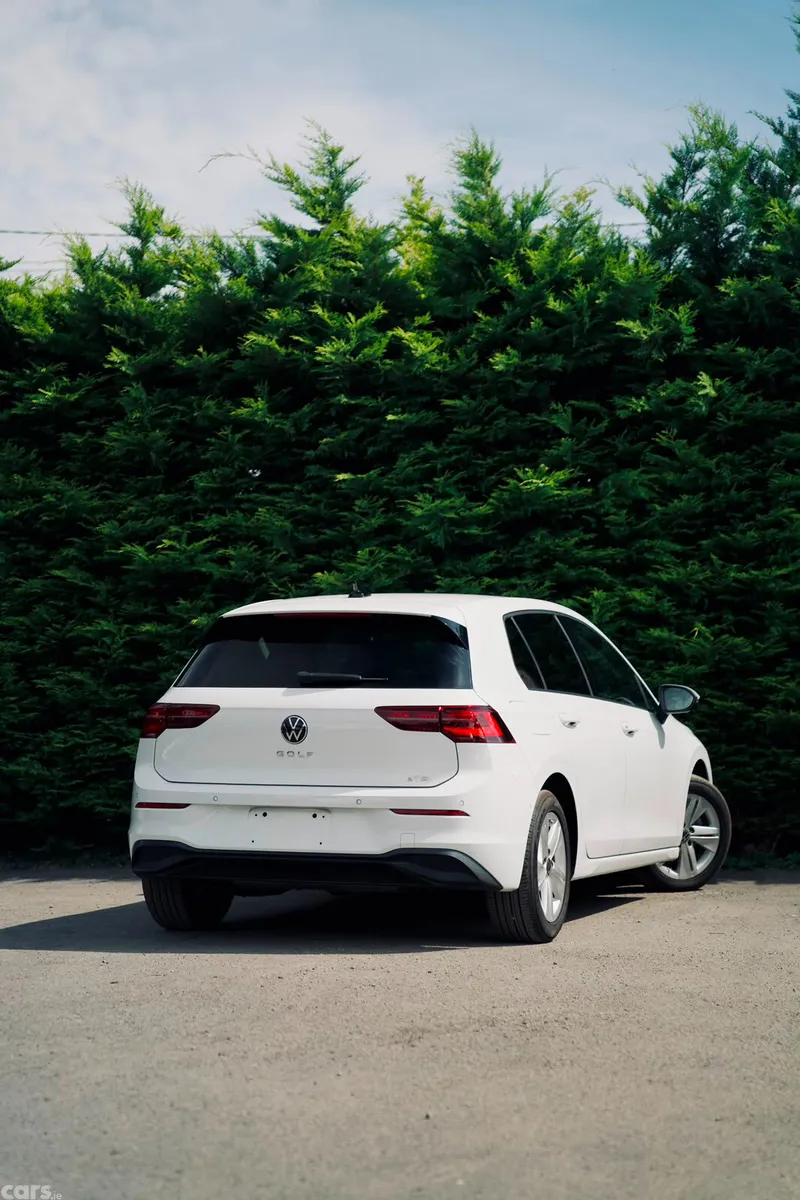 Volkswagen Golf Hatchback, Petrol Hybrid, 2021, White