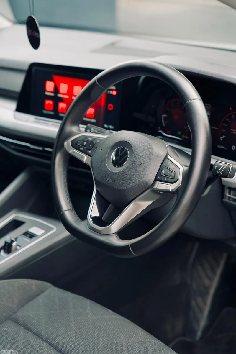 Volkswagen Golf Hatchback, Petrol Hybrid, 2021, White
