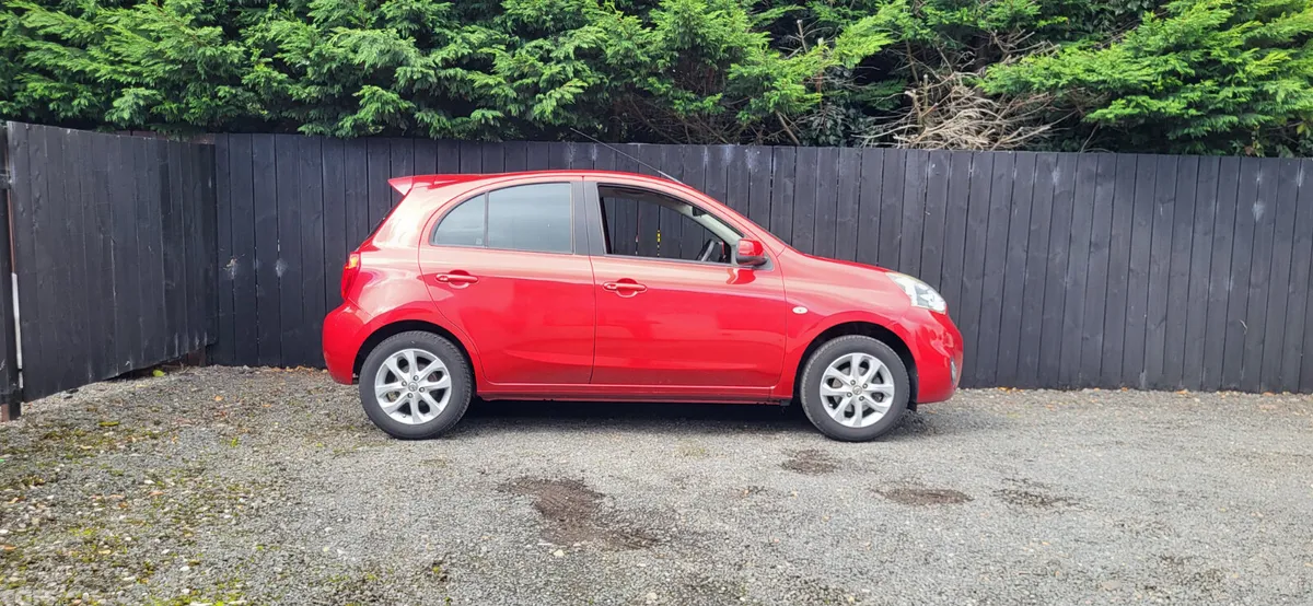 Nissan Micra Hatchback, Petrol, 2015, Red