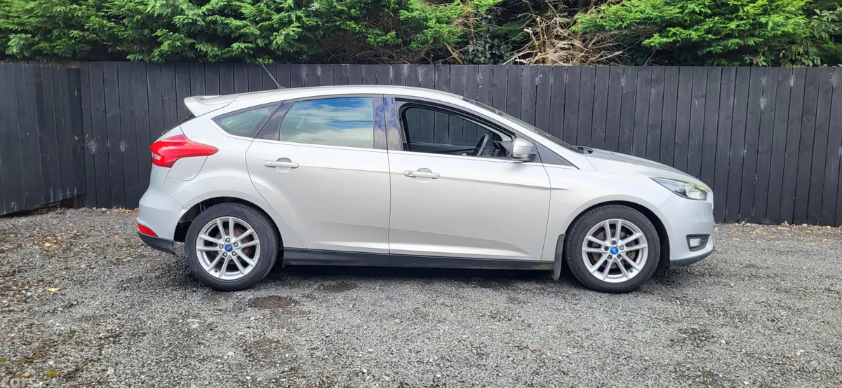 Ford Focus Hatchback, Diesel, 2015, Silver