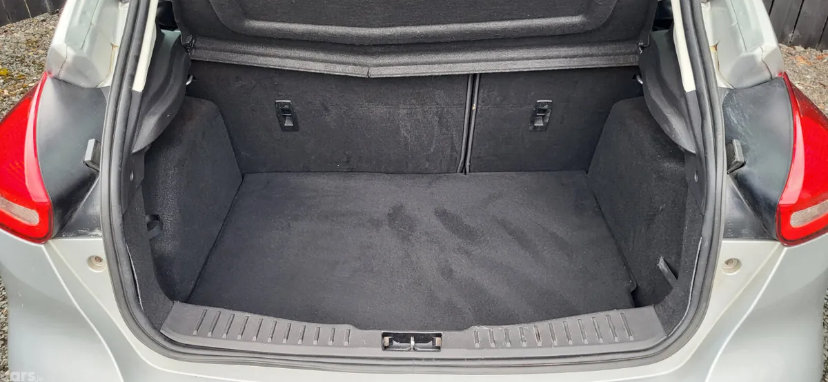 Ford Focus Hatchback, Diesel, 2015, Silver