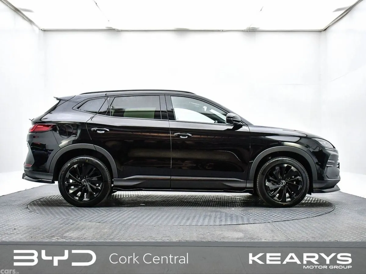 BYD SEAL U SUV, Petrol Plug-in Hybrid, 2026, Black