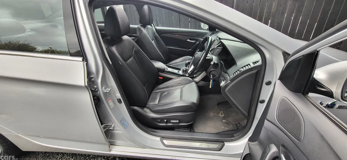 Hyundai i40 Saloon, Diesel, 2015, Silver