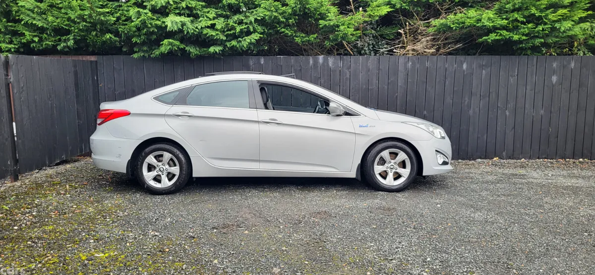 Hyundai i40 Saloon, Diesel, 2015, Silver