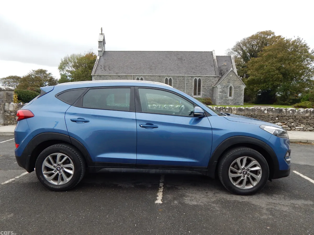 Hyundai Tucson SUV, Diesel, 2016, Blue