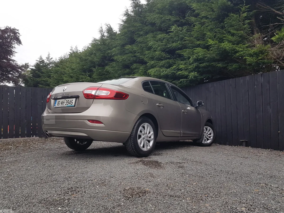 Renault Fluence Saloon, Diesel, 2016, Gold