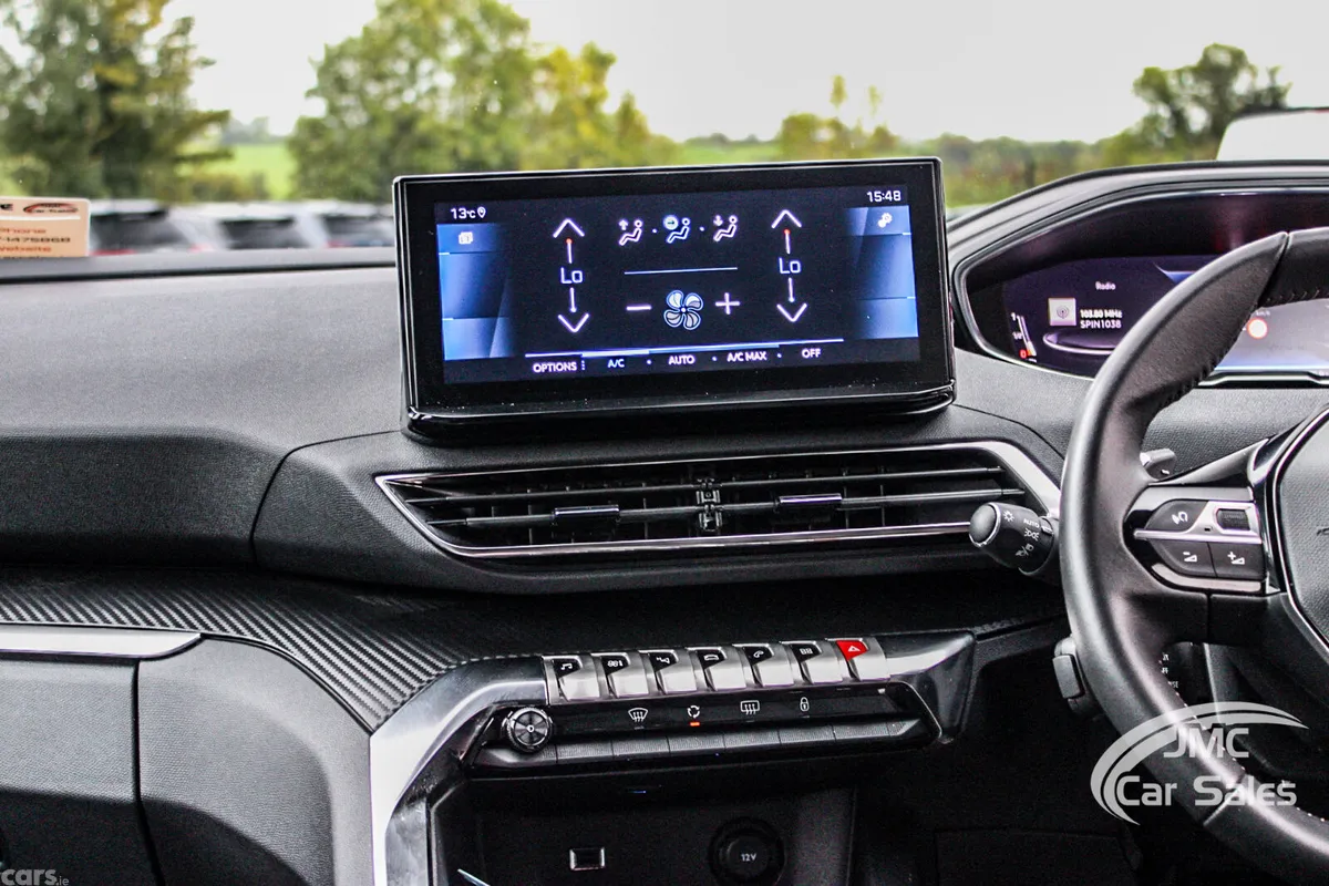 Peugeot 5008 MPV, Diesel, 2024, Grey