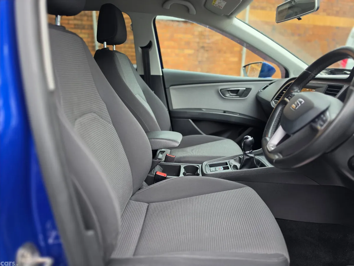 SEAT Leon Hatchback, Diesel, 2018, Blue