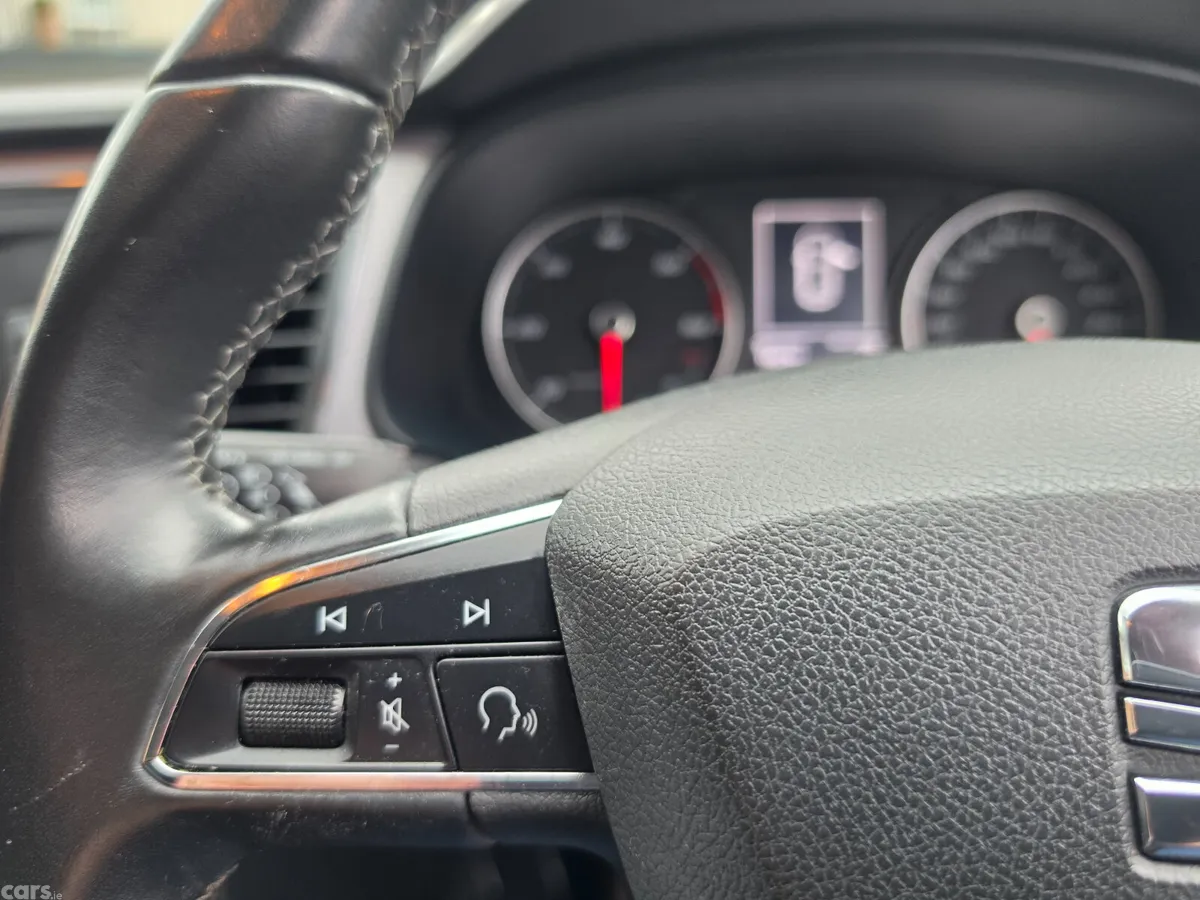 SEAT Leon Hatchback, Diesel, 2018, Blue