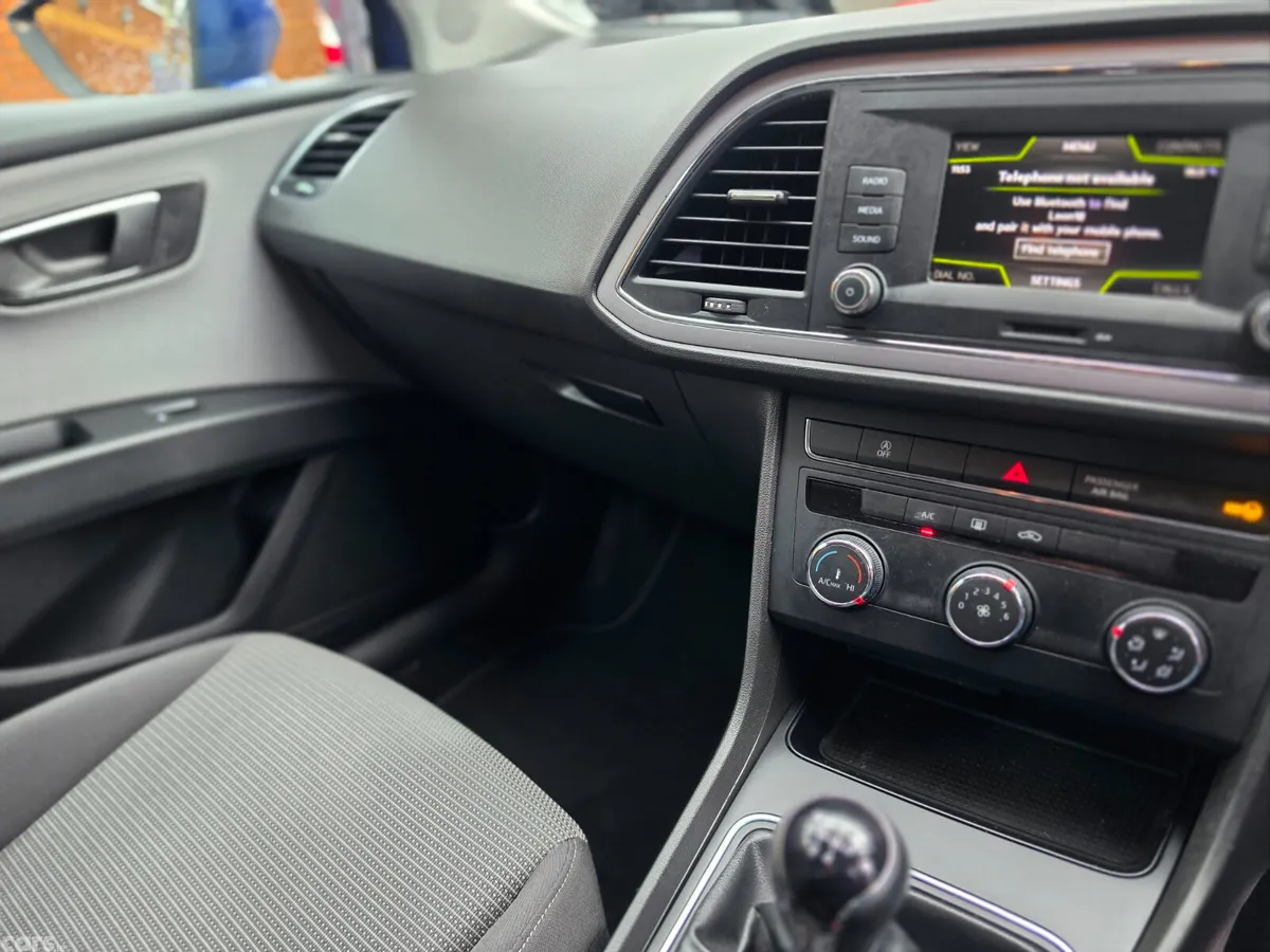 SEAT Leon Hatchback, Diesel, 2018, Blue