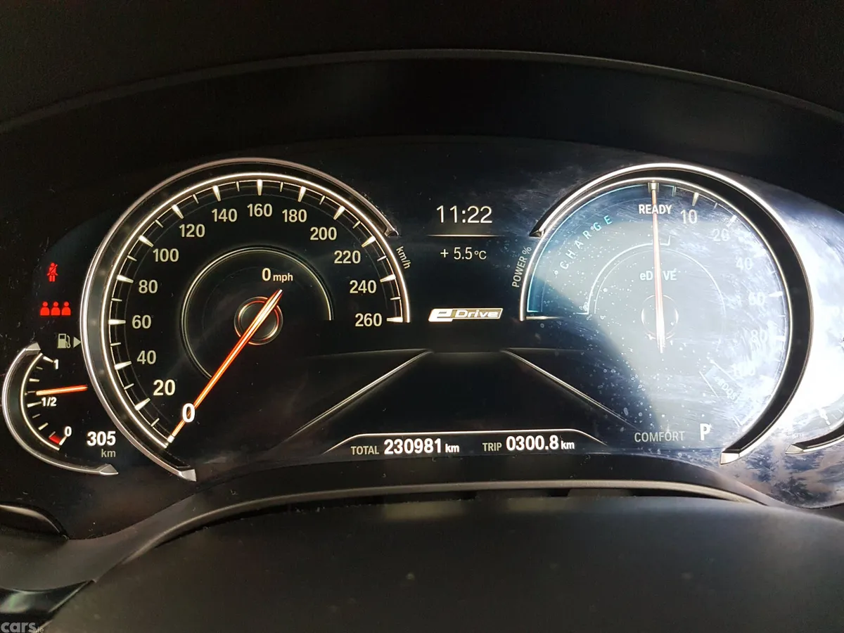 BMW 5-Series Saloon, Petrol Plug-in Hybrid, 2018, Blue