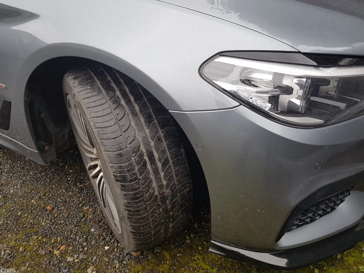 BMW 5-Series Saloon, Petrol Plug-in Hybrid, 2018, Blue