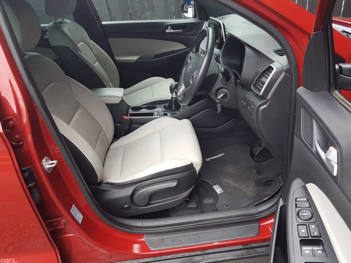 Hyundai Tucson SUV, Diesel, 2019, Red